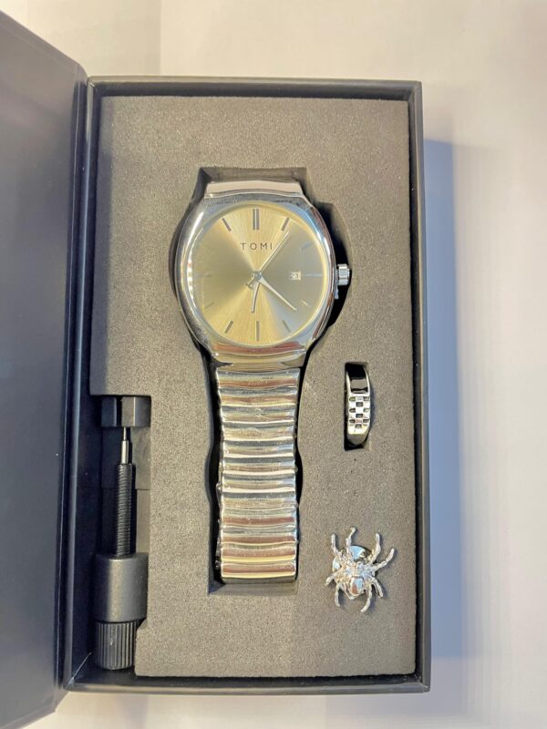 TOMI Silver Classic Wristwatch Gift Set
